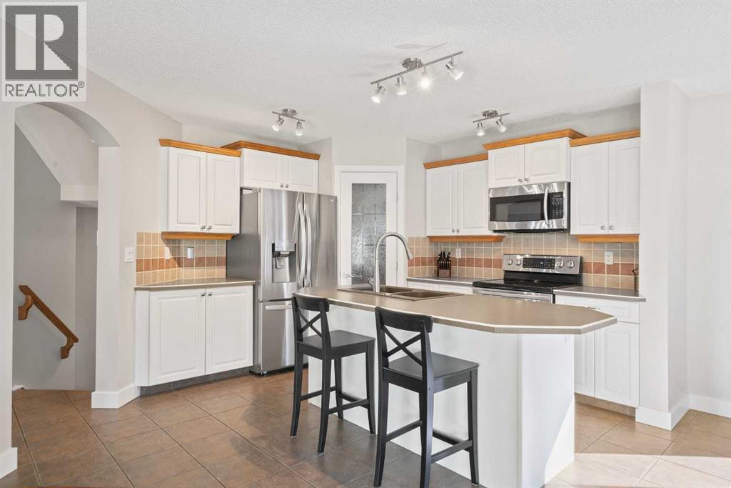 45 Mt Douglas Close Se, Calgary, Alberta  T2Z 3R8 - Photo 7 - A2256813