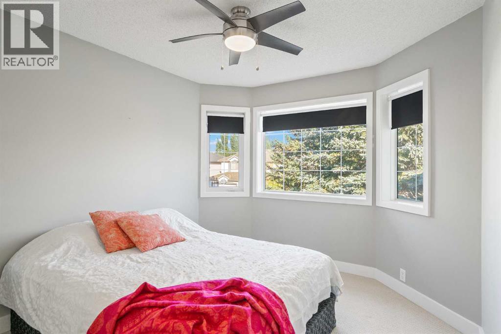 45 Mt Douglas Close Se, Calgary, Alberta  T2Z 3R8 - Photo 25 - A2256813