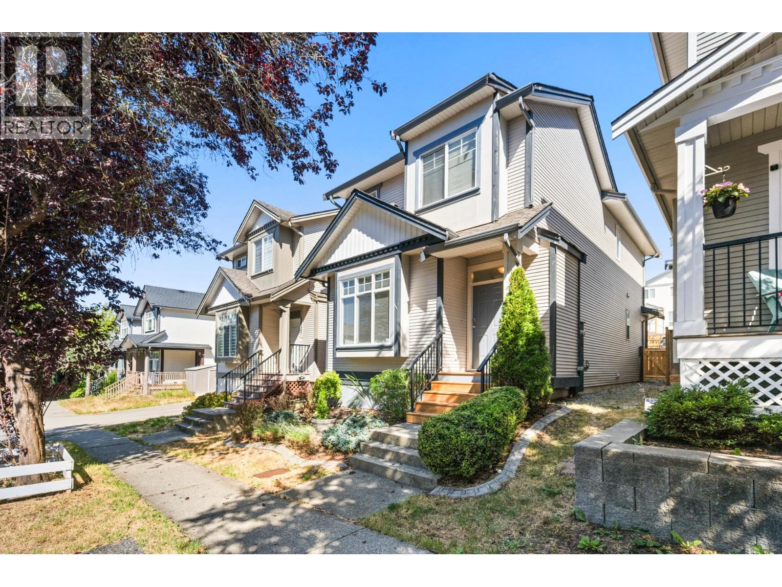 24361 102a Avenue, Maple Ridge, British Columbia  V2W 2E3 - Photo 2 - R3057067