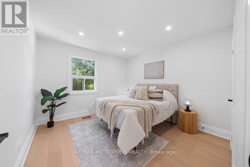 27 Gully Drive, Toronto, Ontario  M1K 4W3 - Photo 16 - E12454673