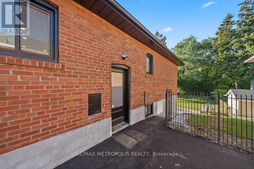 27 Gully Drive, Toronto, Ontario  M1K 4W3 - Photo 25 - E12454673