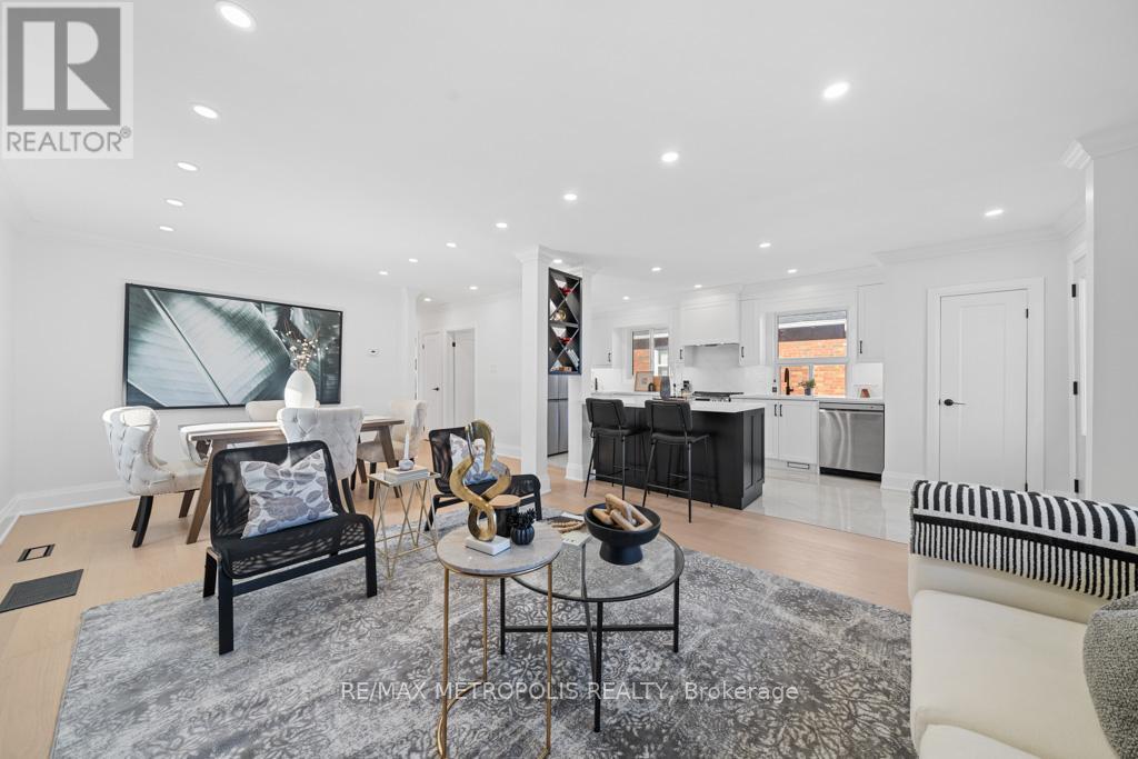 27 Gully Drive, Toronto, Ontario  M1K 4W3 - Photo 6 - E12454673