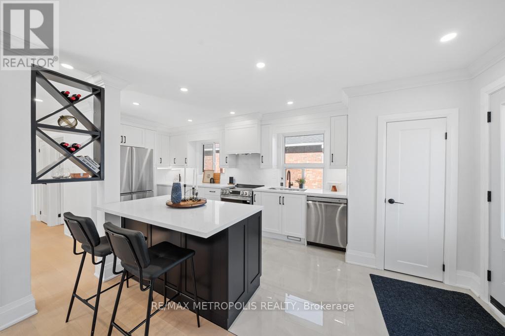 27 Gully Drive, Toronto, Ontario  M1K 4W3 - Photo 9 - E12454673