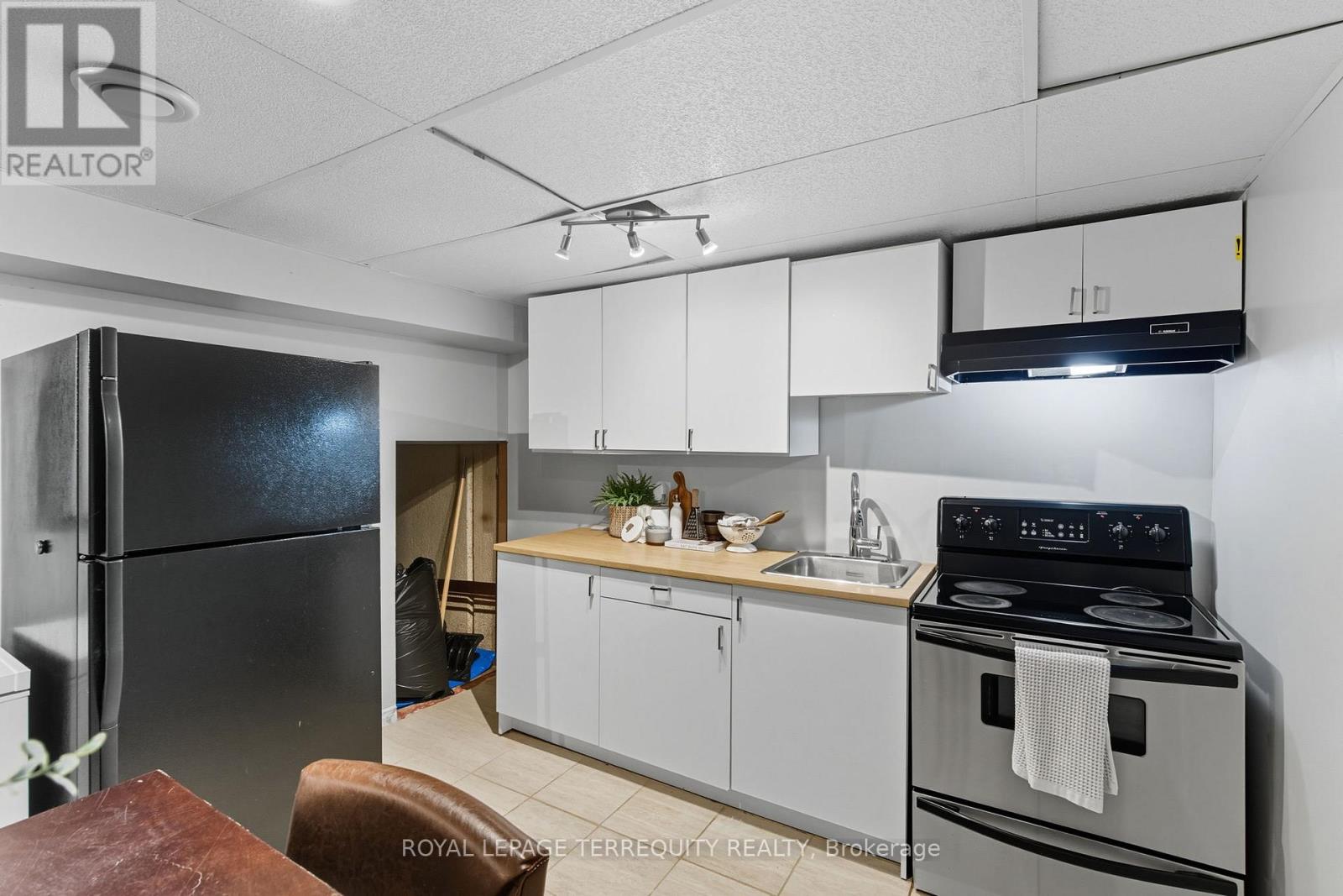985 Susan Court, Oshawa, Ontario  L1H 7B7 - Photo 26 - E12454745