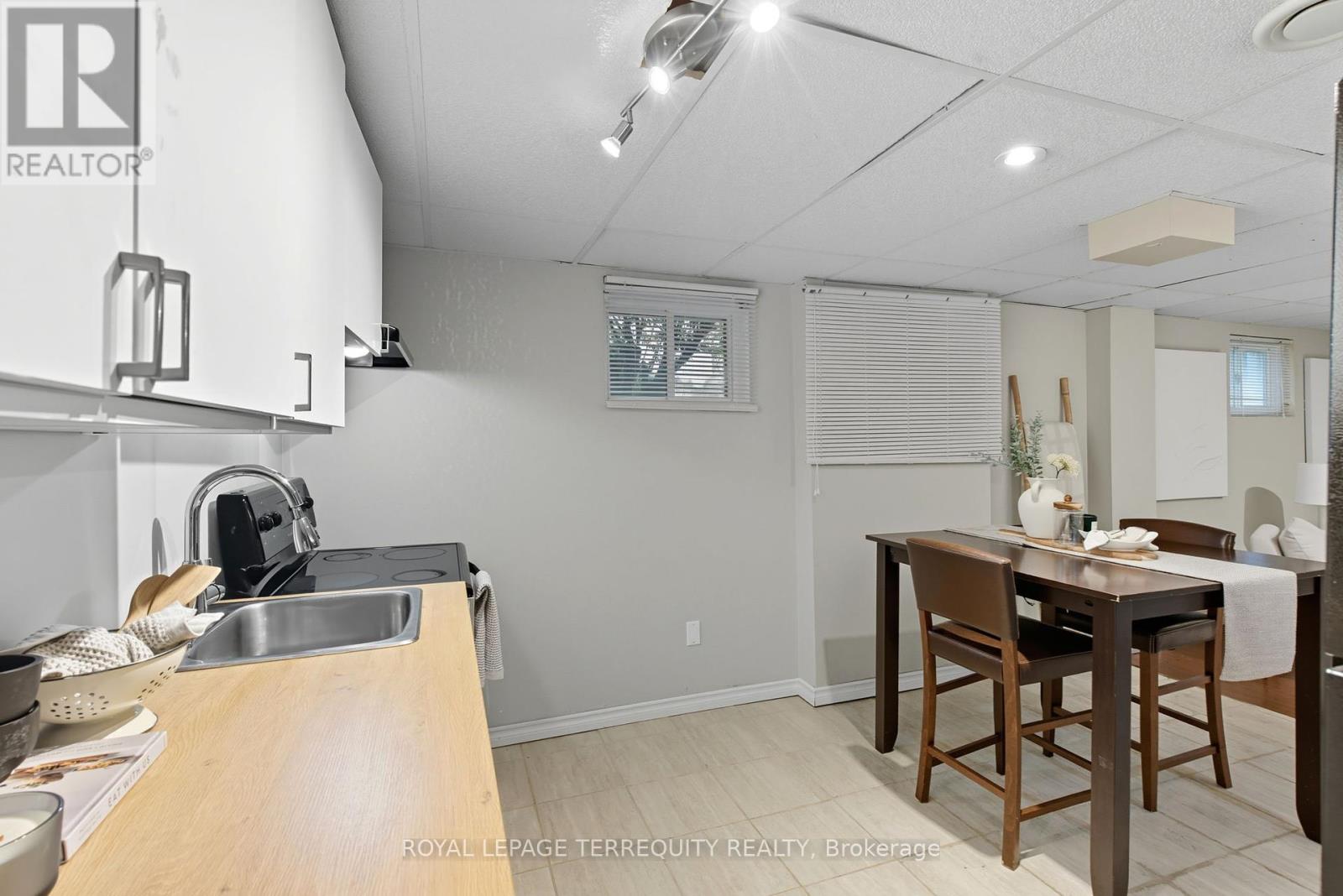 985 Susan Court, Oshawa, Ontario  L1H 7B7 - Photo 28 - E12454745