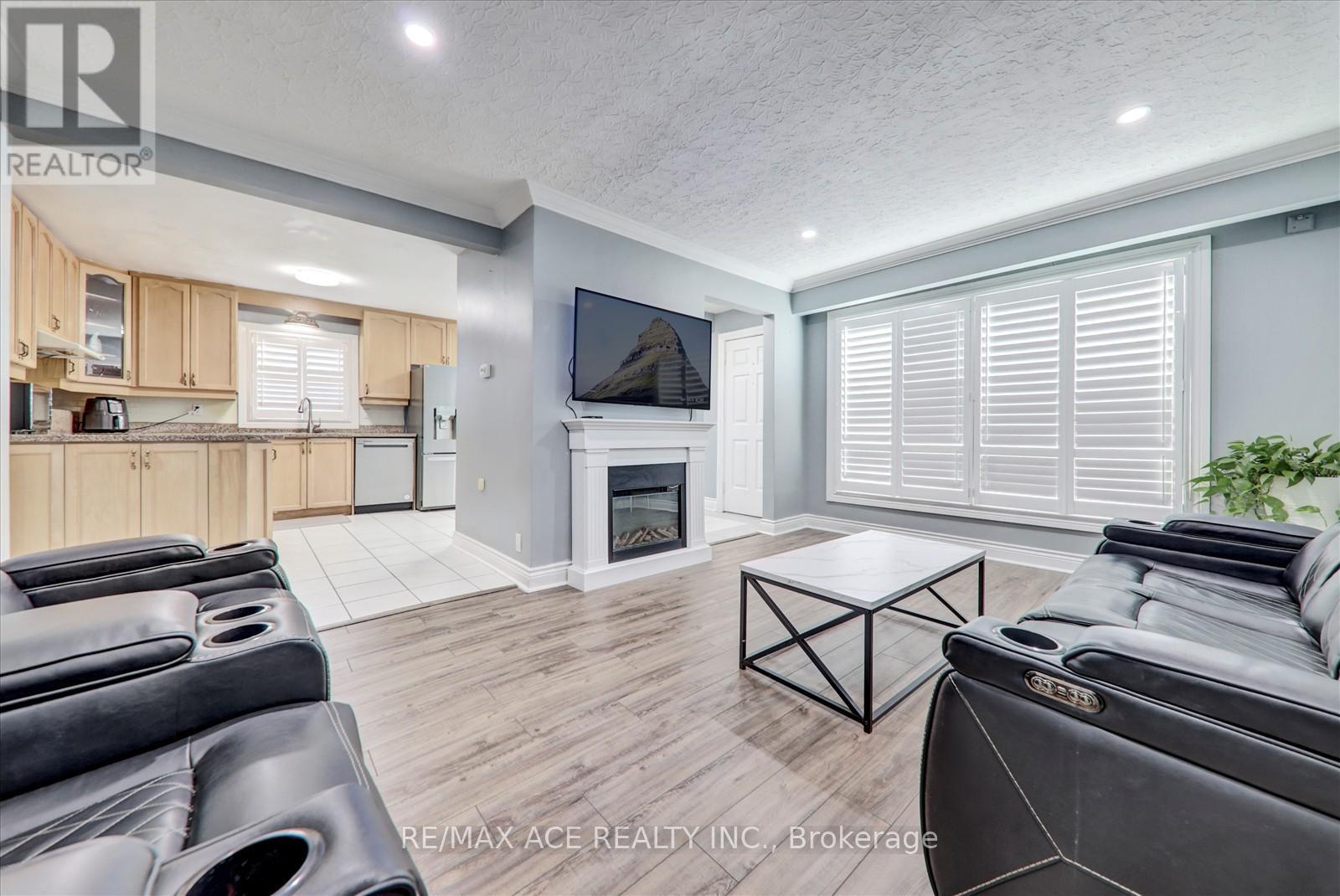53 Falaise Road, Toronto, Ontario  M1E 3B7 - Photo 11 - E12454748