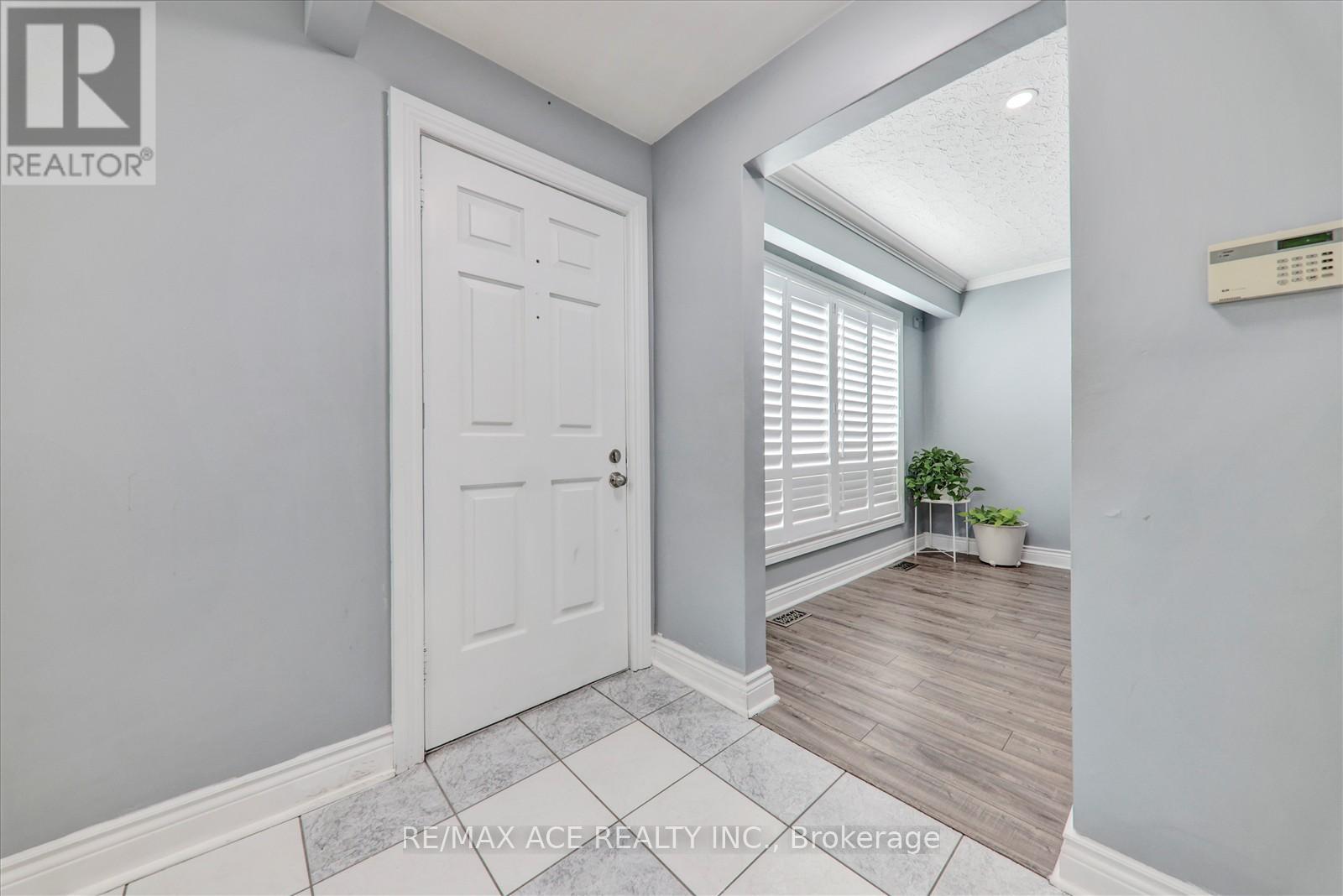 53 Falaise Road, Toronto, Ontario  M1E 3B7 - Photo 6 - E12454748