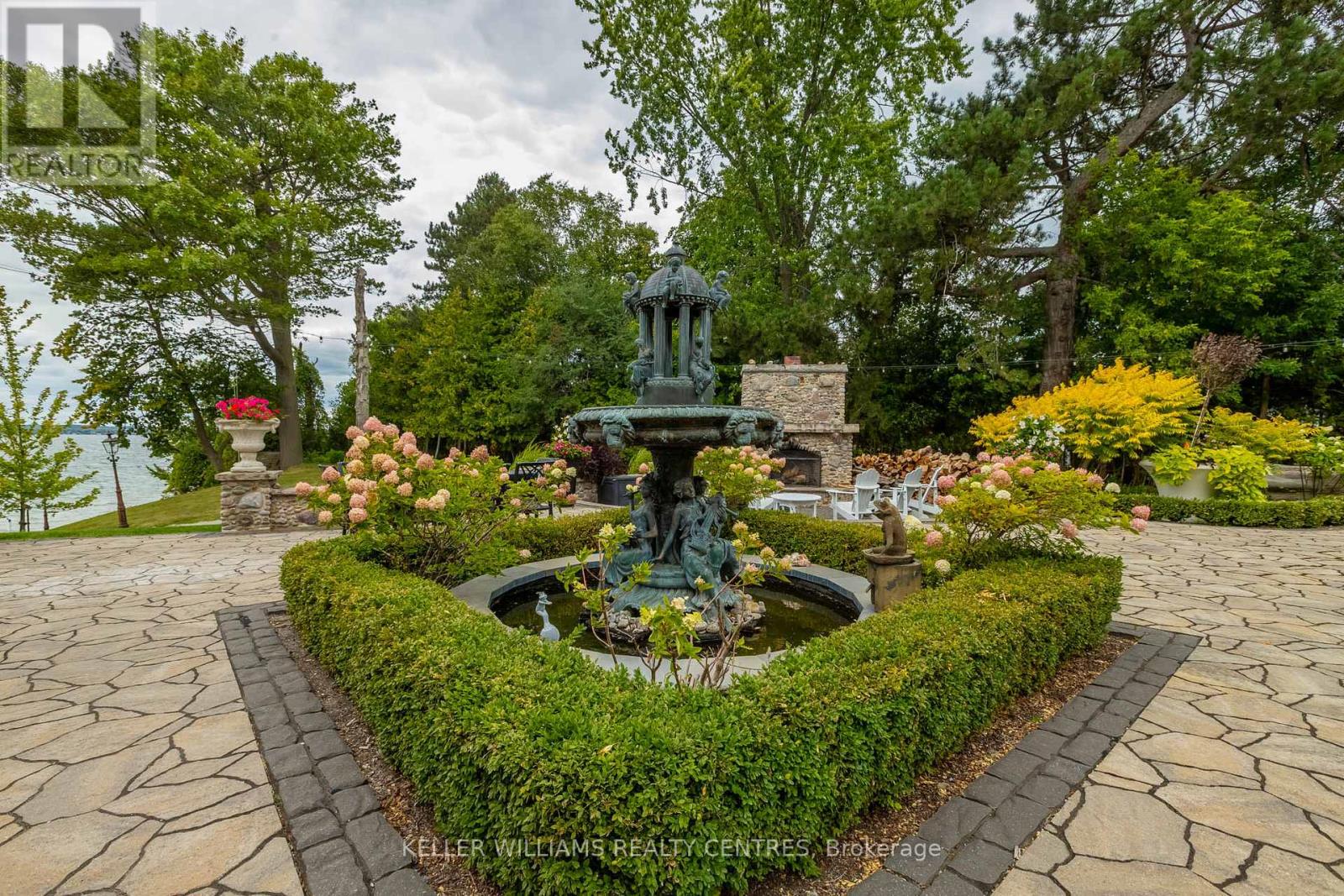 736 Lake Drive N, Georgina, Ontario  L4P 3C8 - Photo 12 - N12454693