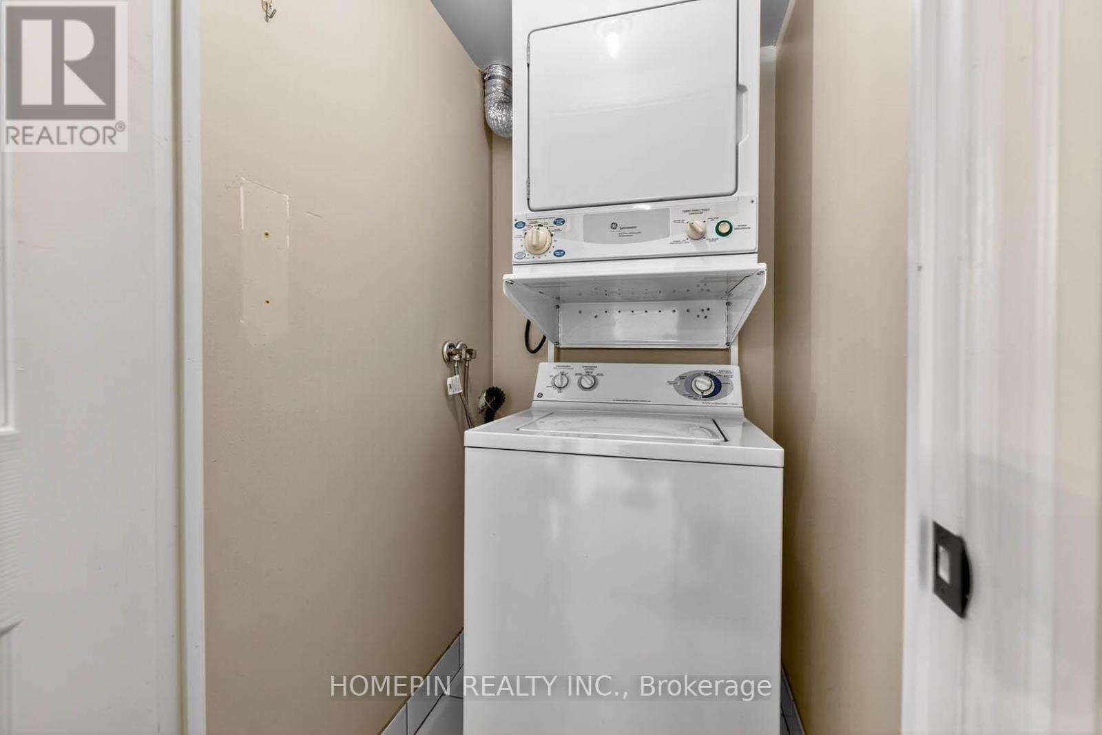 1103 - 39 Oneida Crescent, Richmond Hill, Ontario  L4B 4T9 - Photo 18 - N12454750