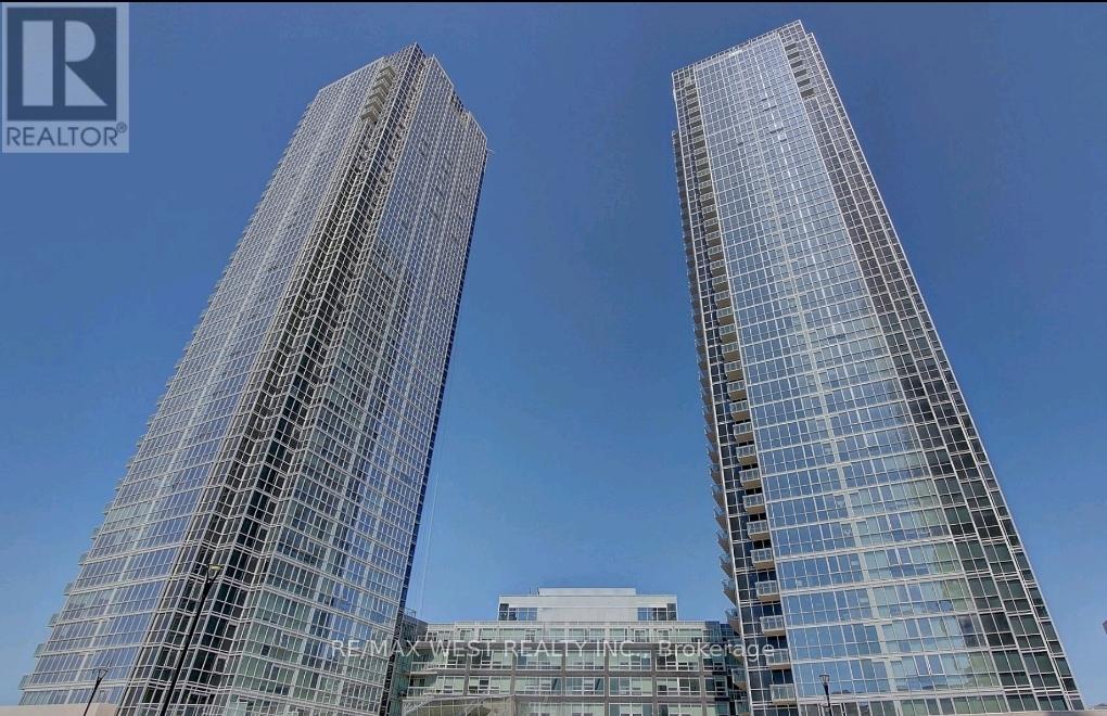 910 - 2916 HIGHWAY 7, Vaughan, Ontario