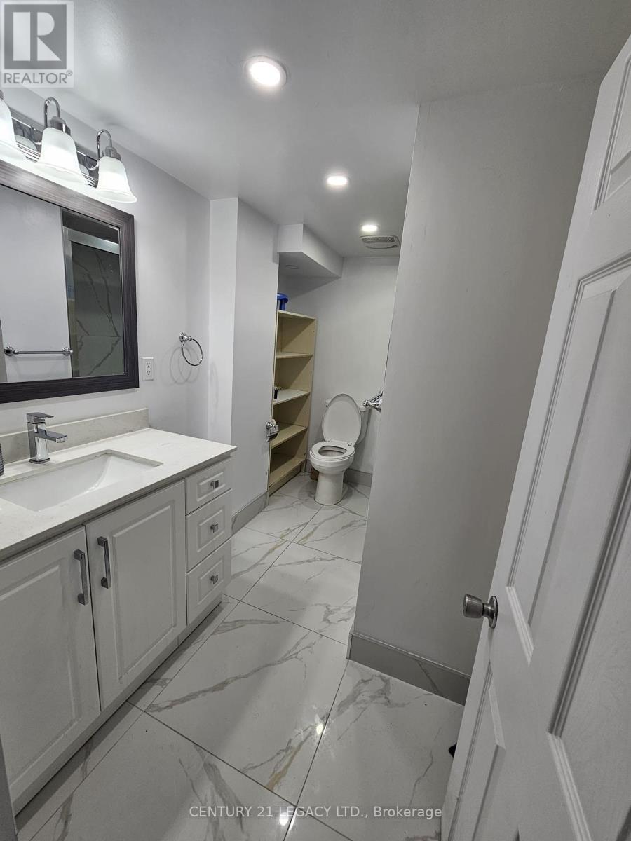 101 Mcmurchy Avenue S, Brampton, Ontario  L6Y 1Y7 - Photo 4 - W12454578