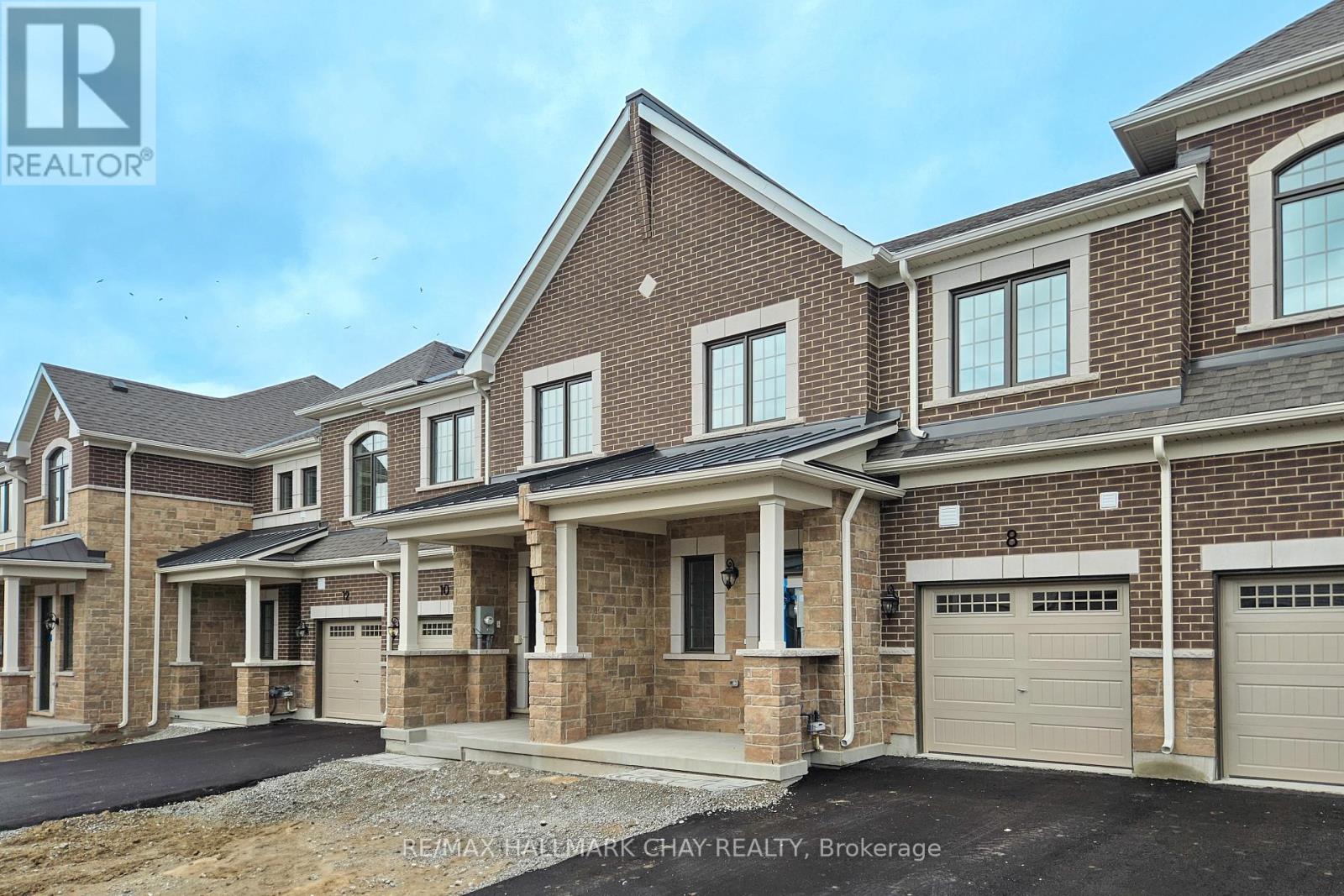 8 Vinewood Crescent, Barrie, Ontario  L9J 0B7 - Photo 1 - S12454758