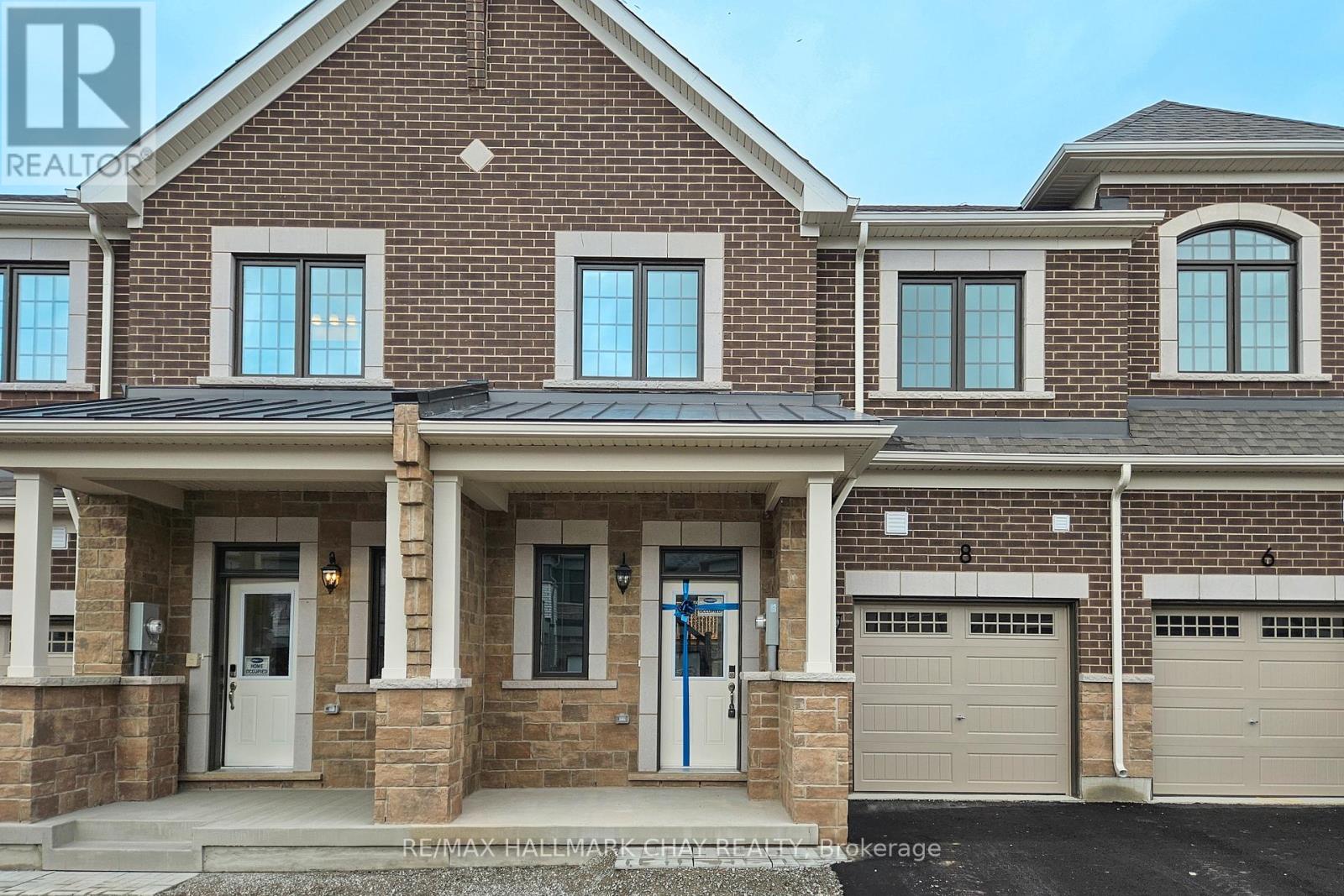 8 Vinewood Crescent, Barrie, Ontario  L9J 0B7 - Photo 2 - S12454758