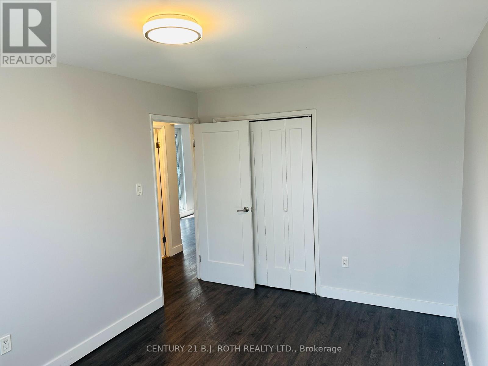 34 Berczy Street, Barrie (City Centre), Ontario  L4M 3P7 - Photo 28 - S12454766