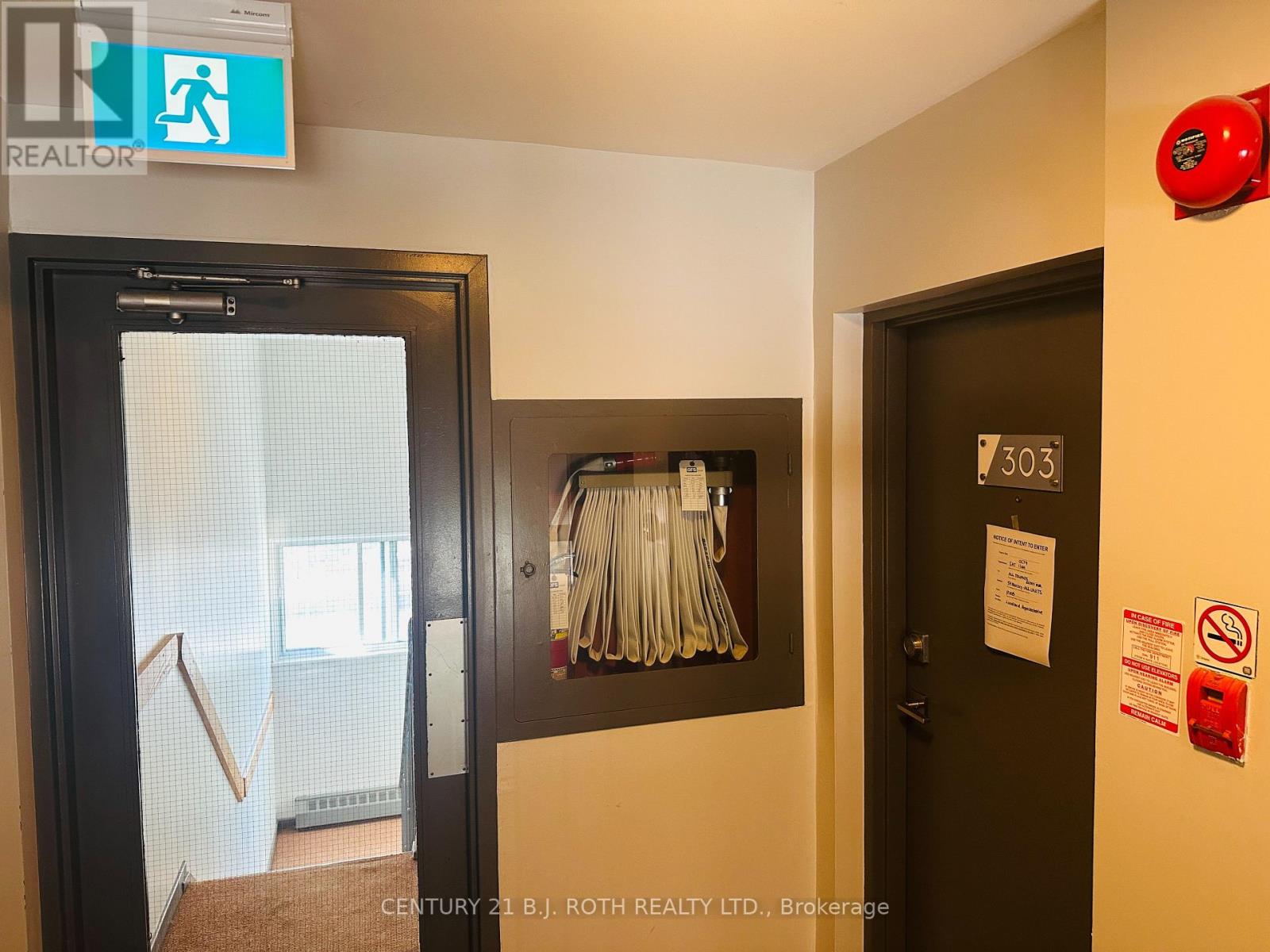34 Berczy Street, Barrie (City Centre), Ontario  L4M 3P7 - Photo 40 - S12454766