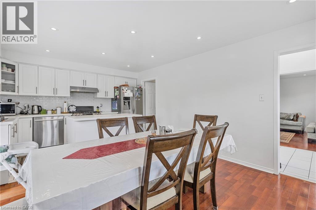 1060 Foxglove Place, Mississauga, Ontario  L5V 2N5 - Photo 13 - 40777991