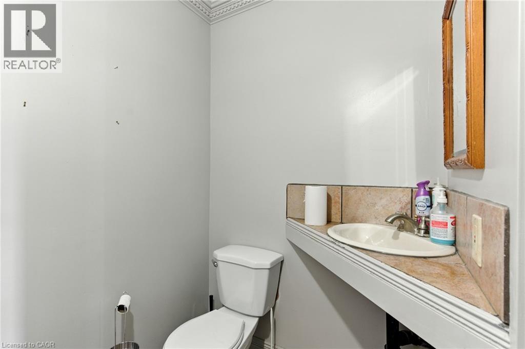 35 King Street W Unit# Upper, Stoney Creek, Ontario  L8G 1H7 - Photo 9 - 40777798