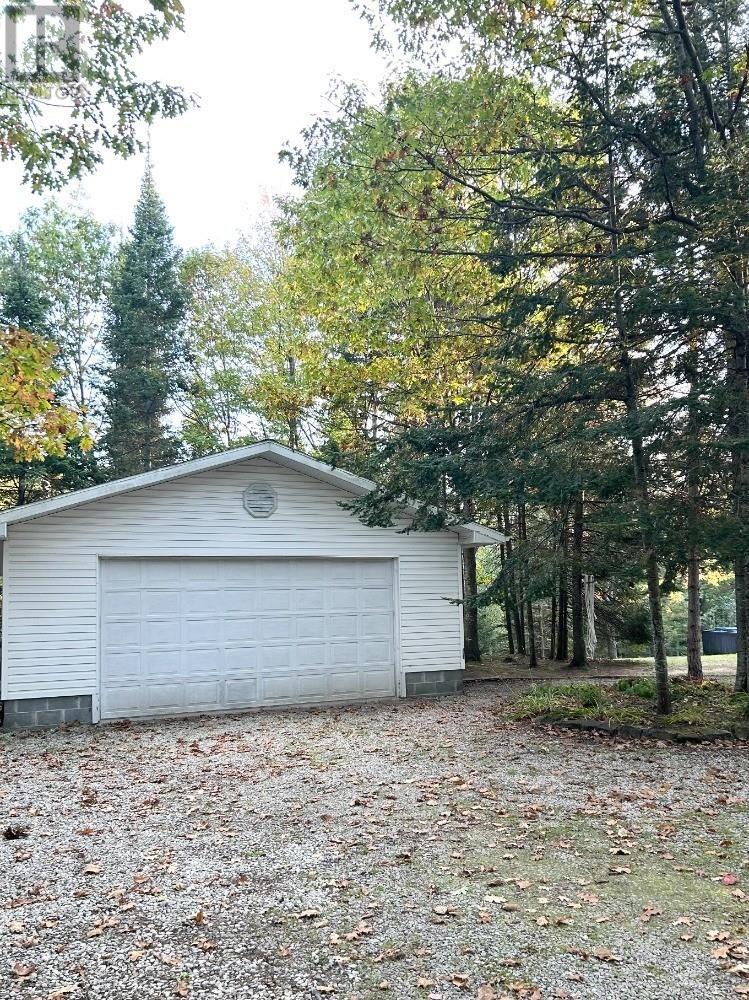 308 Ironside Dr, Sault Ste. Marie, Ontario  P6A 6K4 - Photo 5 - SM252892