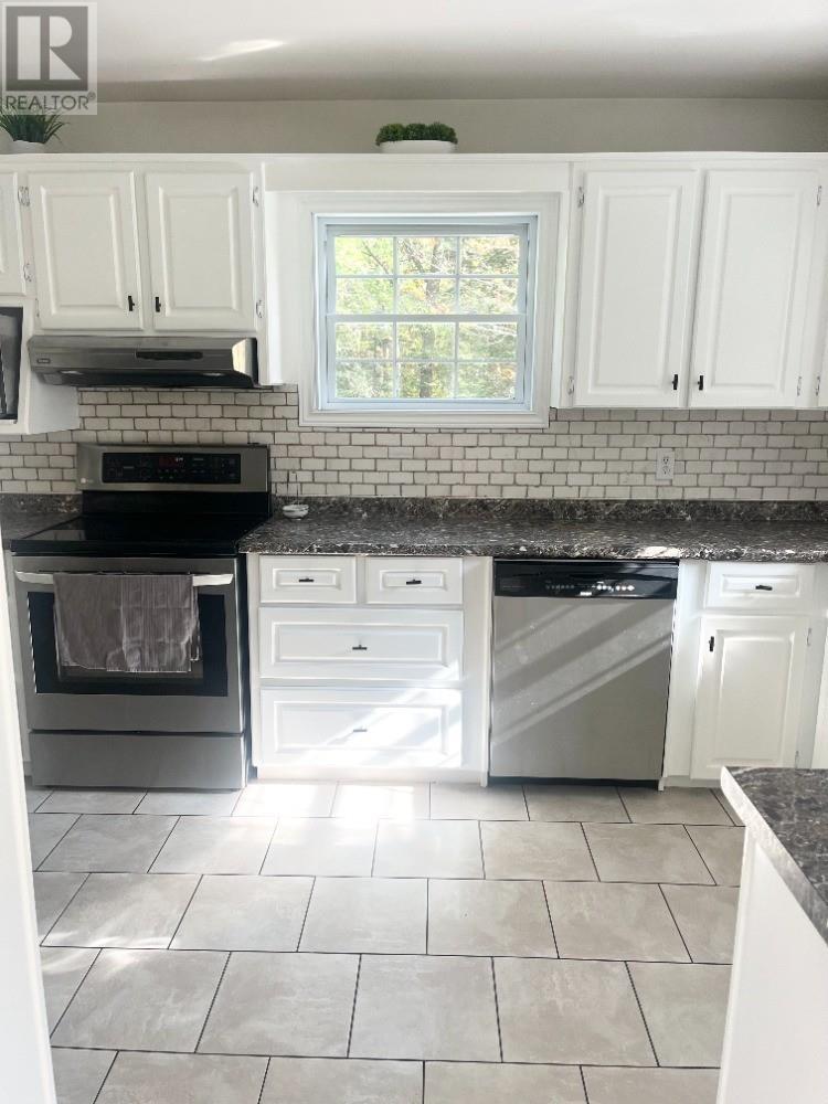 308 Ironside Dr, Sault Ste. Marie, Ontario  P6A 6K4 - Photo 9 - SM252892