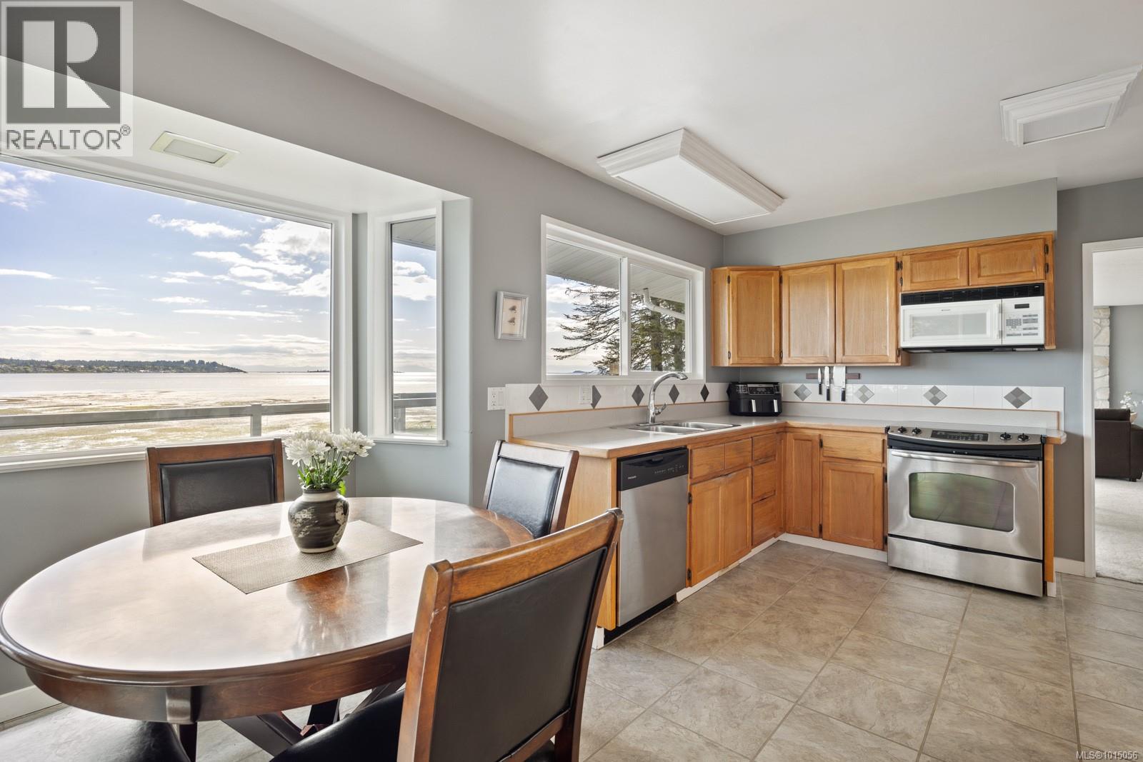 3440 Sandpiper Dr, Courtenay, British Columbia  V9N 9T9 - Photo 39 - 1015056