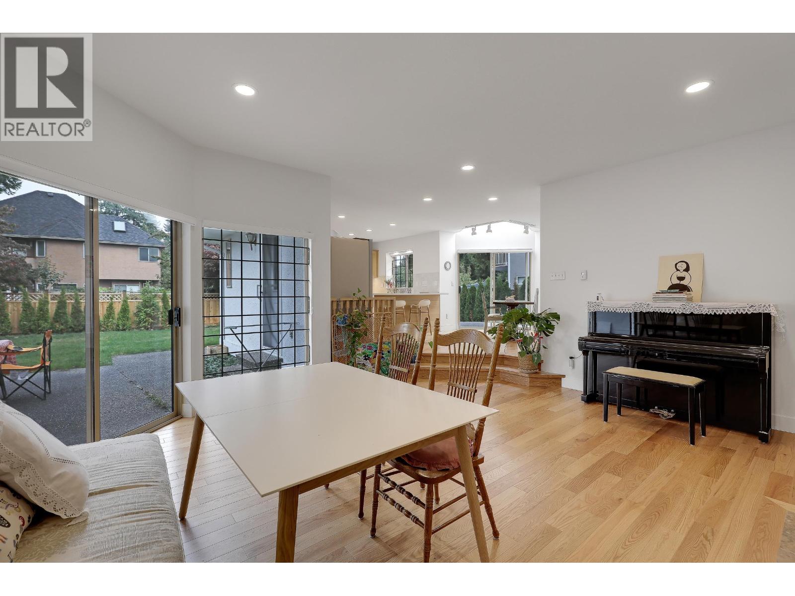 907 Sprice Avenue, Coquitlam, British Columbia  V3J 7M2 - Photo 16 - R3056696