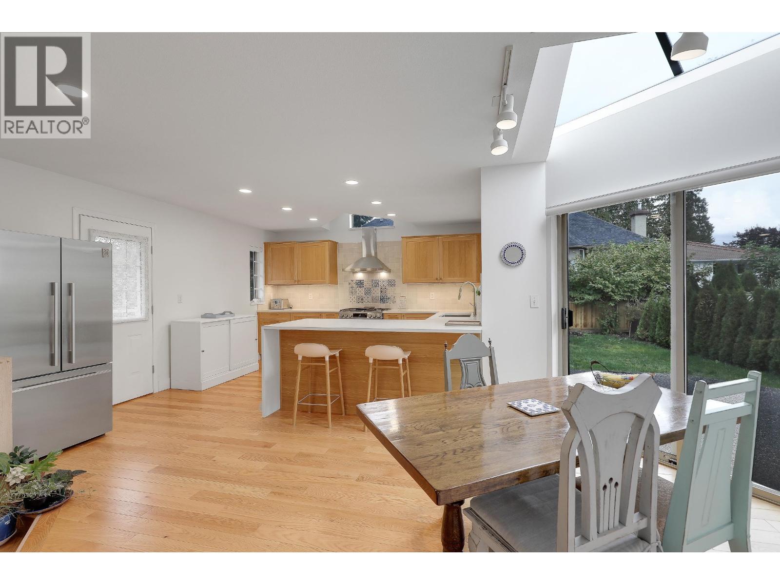 907 Sprice Avenue, Coquitlam, British Columbia  V3J 7M2 - Photo 8 - R3056696