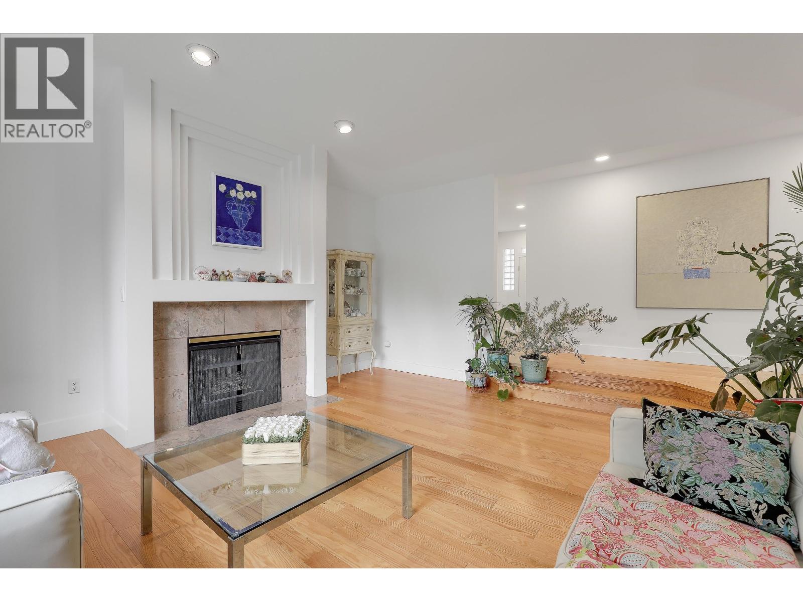 907 Sprice Avenue, Coquitlam, British Columbia  V3J 7M2 - Photo 4 - R3056696