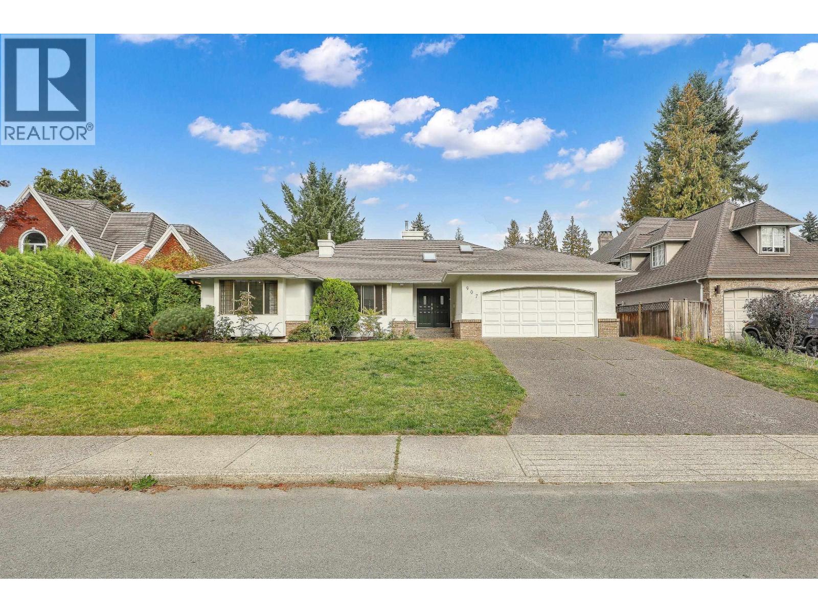 907 SPRICE AVENUE, Coquitlam, British Columbia