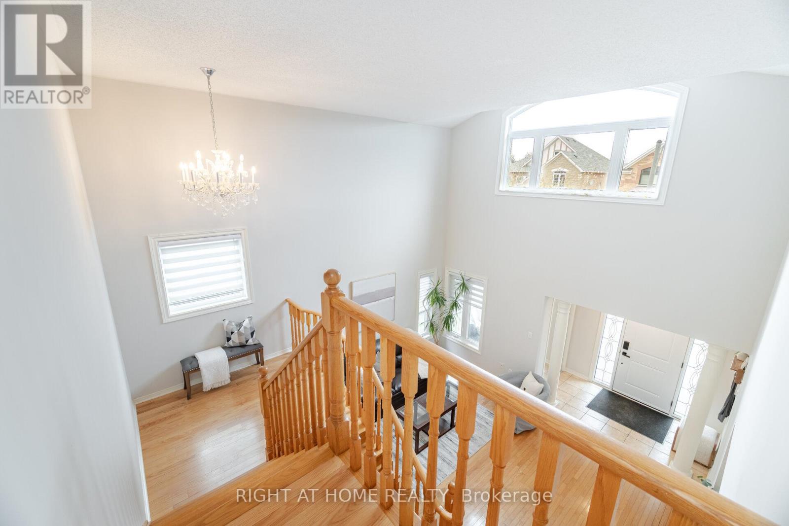 5467 Blue Spruce Avenue, Burlington, Ontario  L7L 7C6 - Photo 26 - W12454736