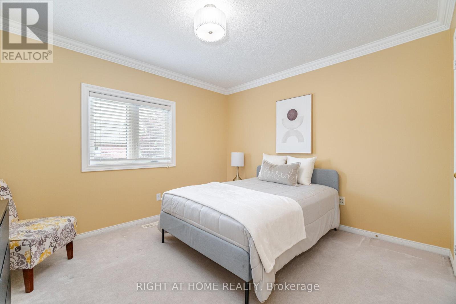 5467 Blue Spruce Avenue, Burlington, Ontario  L7L 7C6 - Photo 32 - W12454736