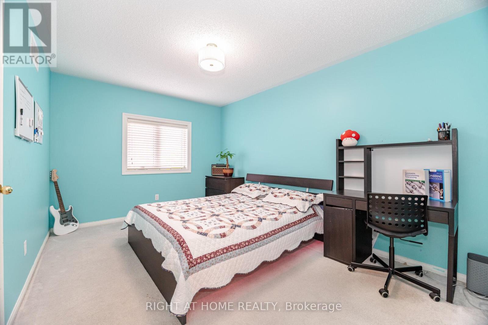 5467 Blue Spruce Avenue, Burlington, Ontario  L7L 7C6 - Photo 33 - W12454736