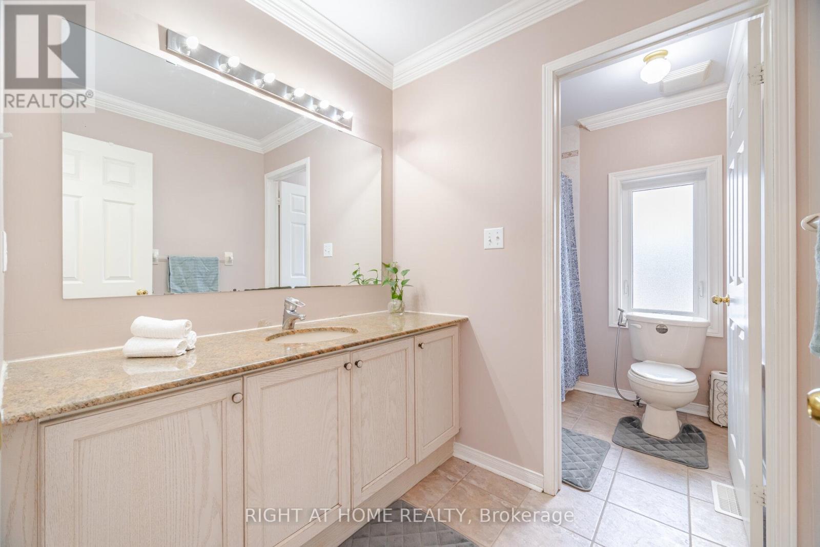 5467 Blue Spruce Avenue, Burlington, Ontario  L7L 7C6 - Photo 34 - W12454736