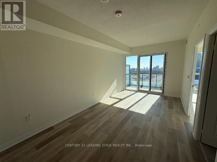 1103 - 15 Watergarden Drive, Mississauga, Ontario  L5R 1B2 - Photo 6 - W12454768