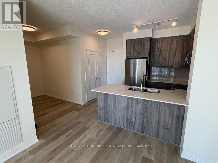 1103 - 15 Watergarden Drive, Mississauga, Ontario  L5R 1B2 - Photo 9 - W12454768