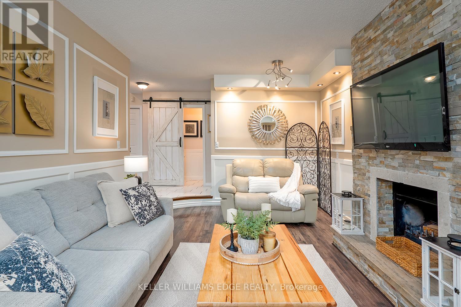 2264 Heidi Avenue, Burlington, Ontario  L7M 3W4 - Photo 19 - W12454392