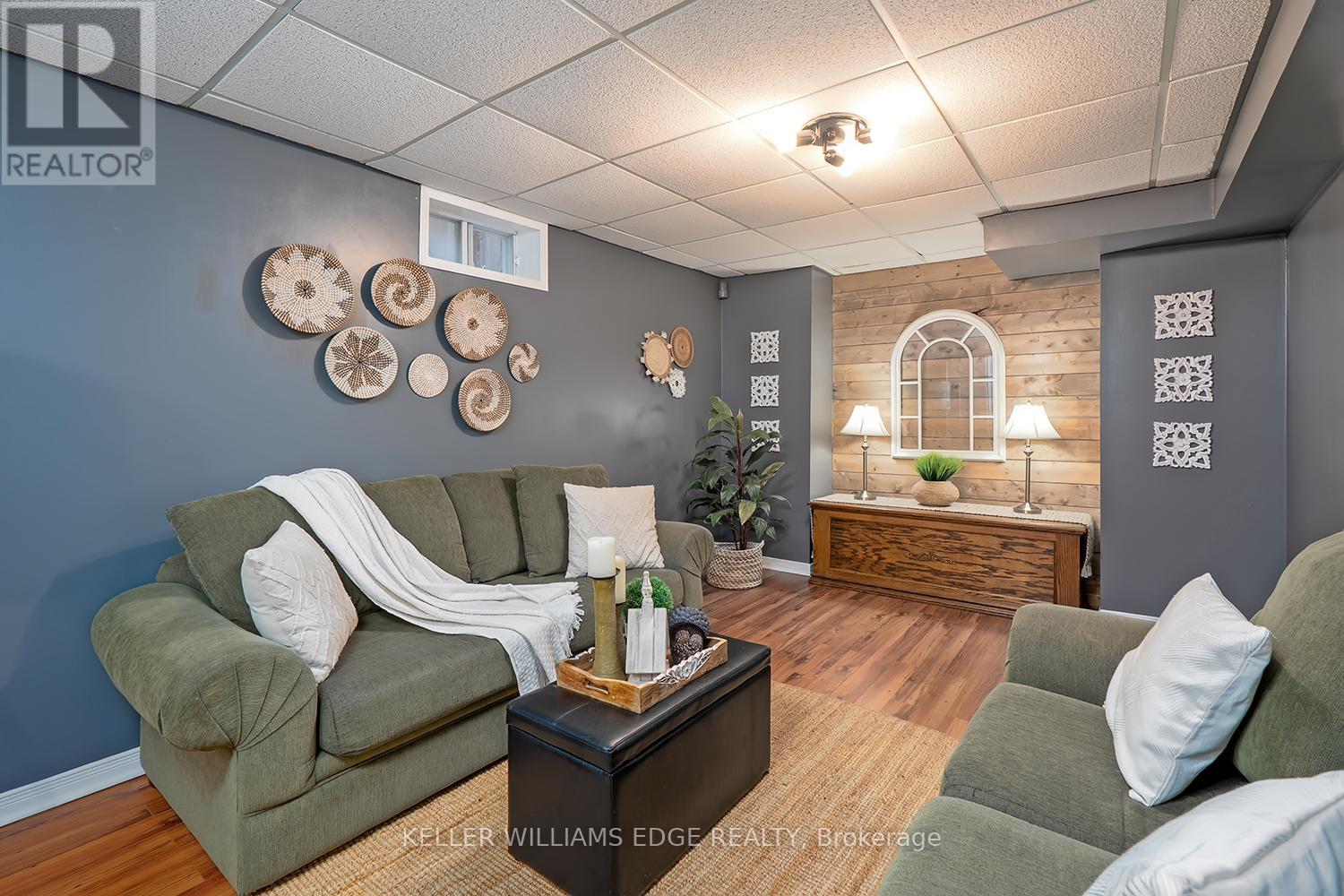 2264 Heidi Avenue, Burlington, Ontario  L7M 3W4 - Photo 33 - W12454392