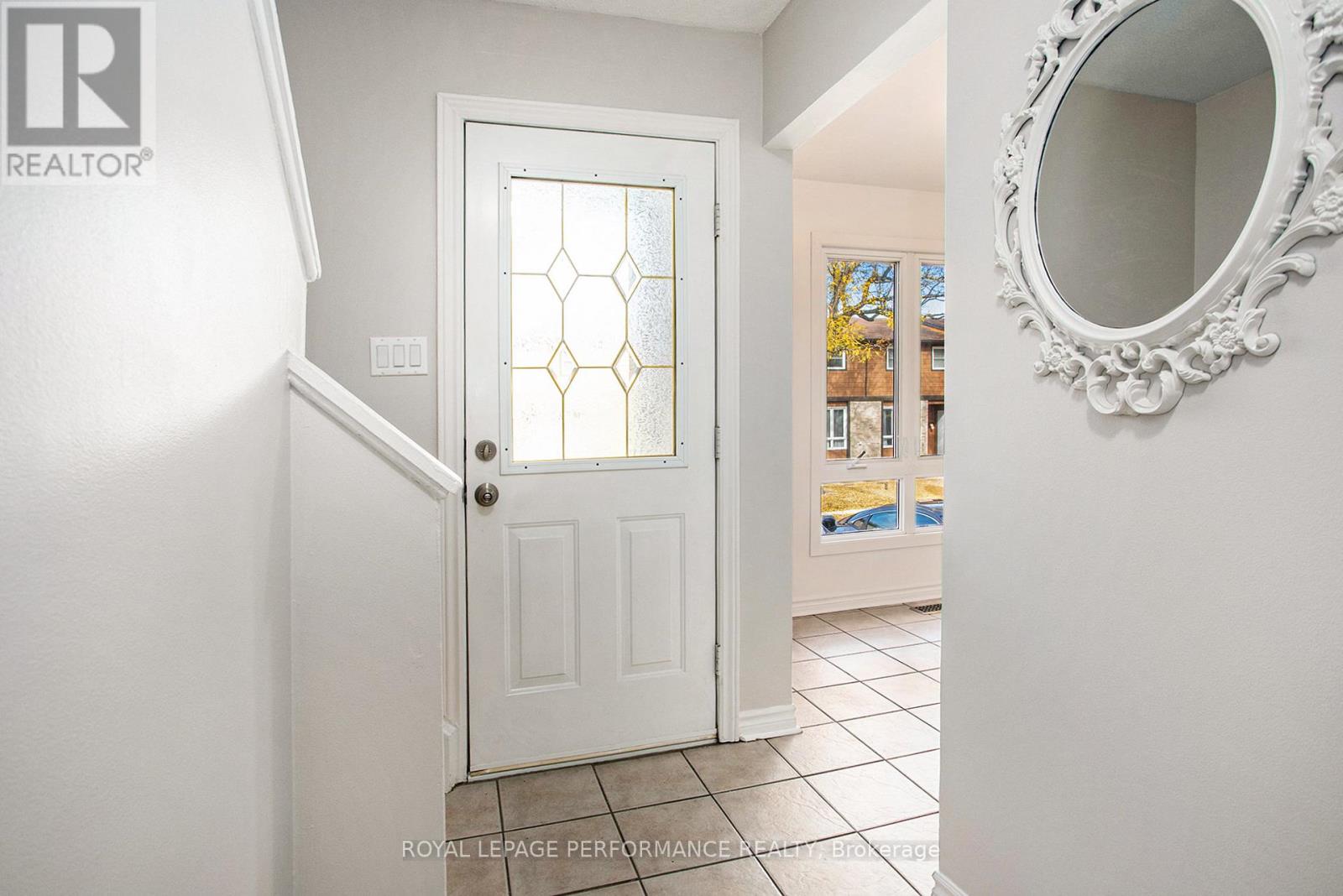 1757 Trappist Lane, Ottawa, Ontario  K1C 1X7 - Photo 3 - X12454814