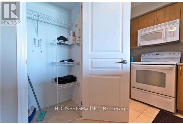 1006 - 1600 Charles Street, Whitby, Ontario  L1N 0G4 - Photo 13 - E12454760