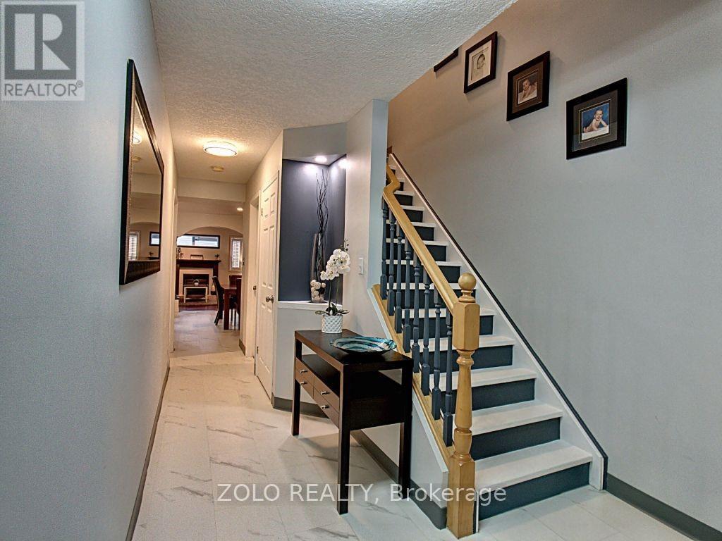 165 Windflower Drive, Kitchener, Ontario  N2E 3S9 - Photo 10 - X12454695
