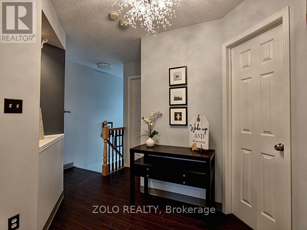 165 Windflower Drive, Kitchener, Ontario  N2E 3S9 - Photo 11 - X12454695