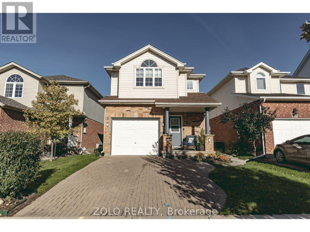 165 Windflower Drive, Kitchener, Ontario  N2E 3S9 - Photo 2 - X12454695