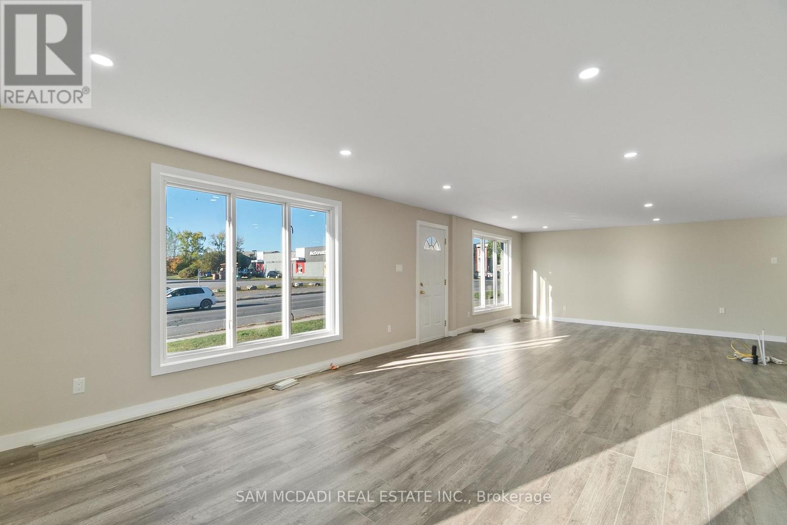 2709 Laurier Street, Clarence-Rockland, Ontario  K4K 1A3 - Photo 12 - X12454726