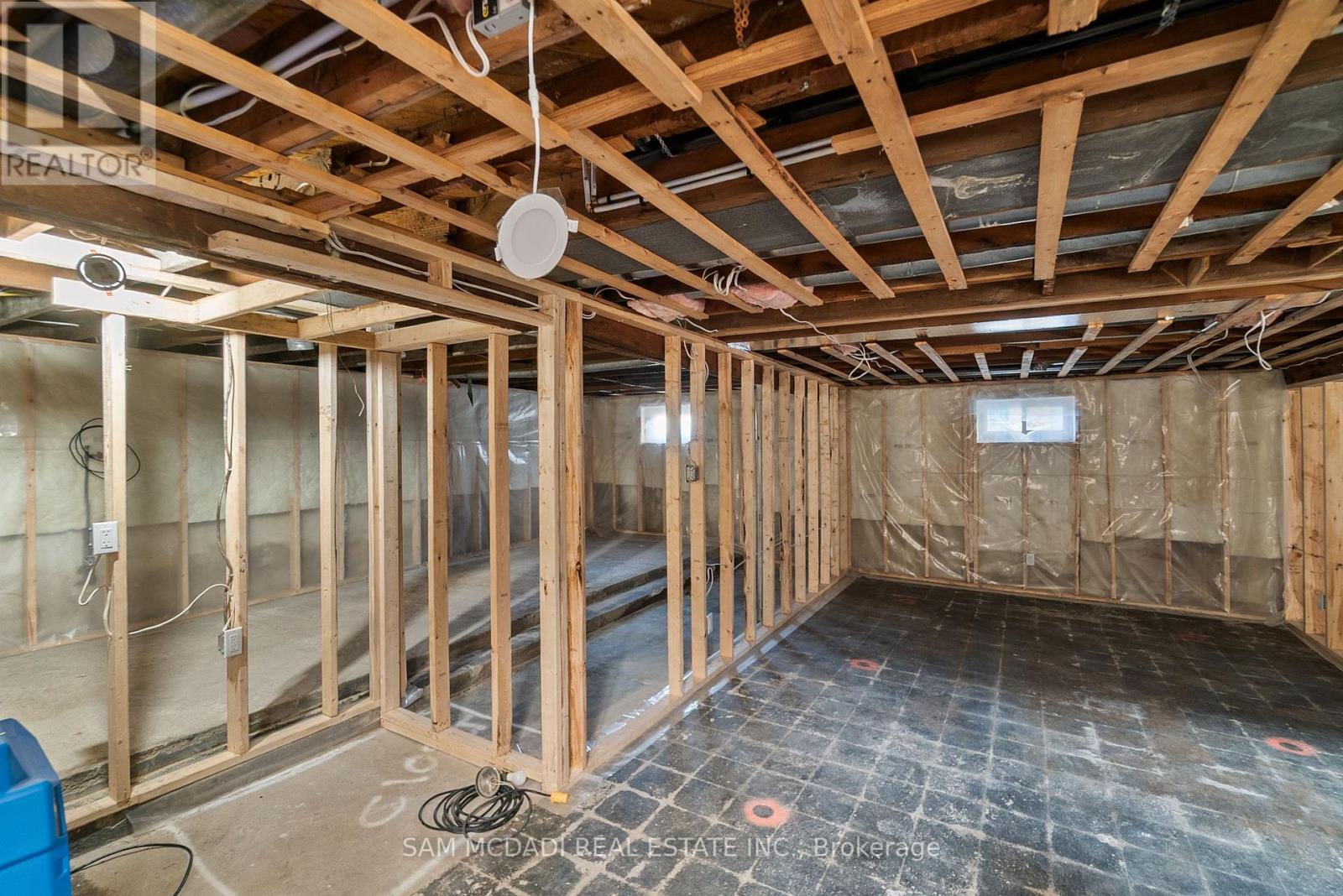 2709 Laurier Street, Clarence-Rockland, Ontario  K4K 1A3 - Photo 20 - X12454726