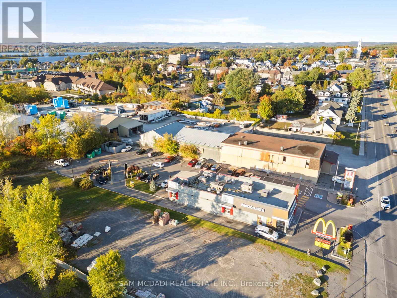 2709 Laurier Street, Clarence-Rockland, Ontario  K4K 1A3 - Photo 35 - X12454726