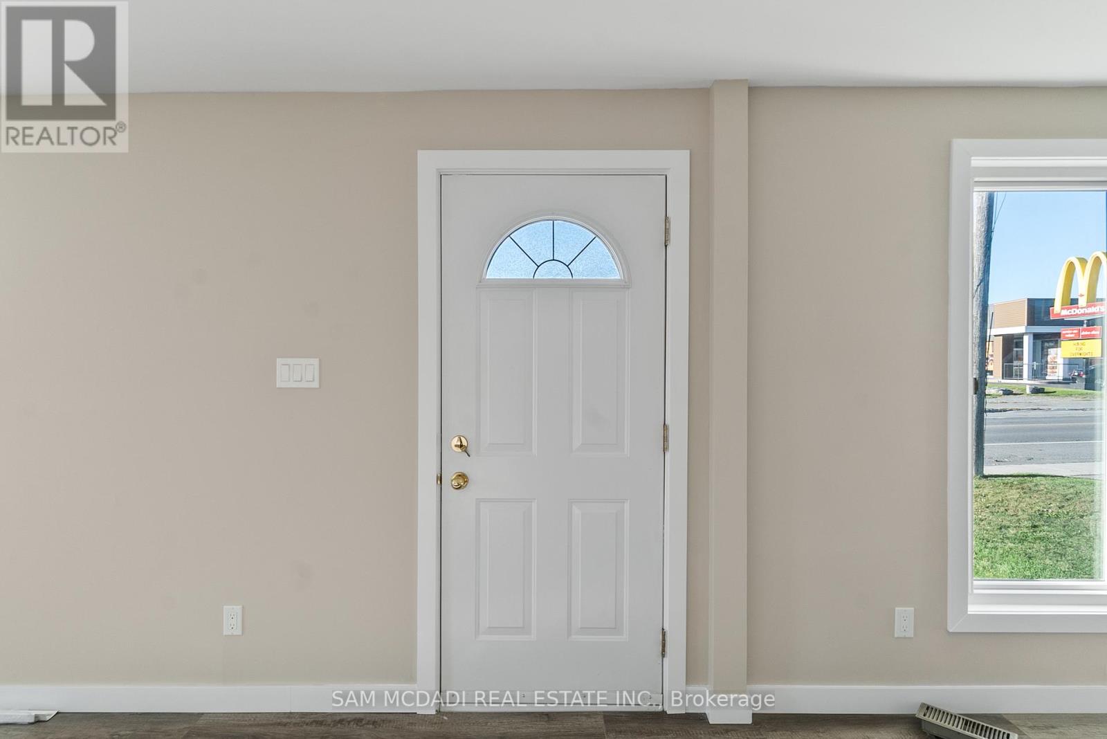 2709 Laurier Street, Clarence-Rockland, Ontario  K4K 1A3 - Photo 6 - X12454726