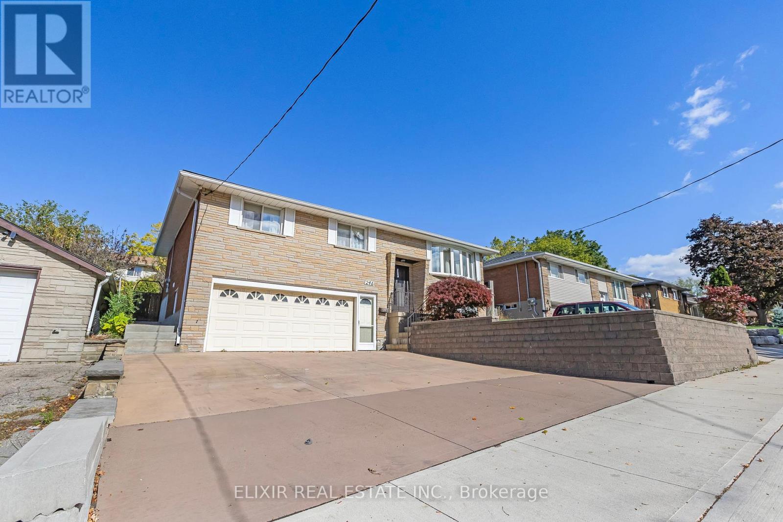 246 Thaler Avenue, Kitchener, Ontario  N2A 1R6 - Photo 2 - X12454765