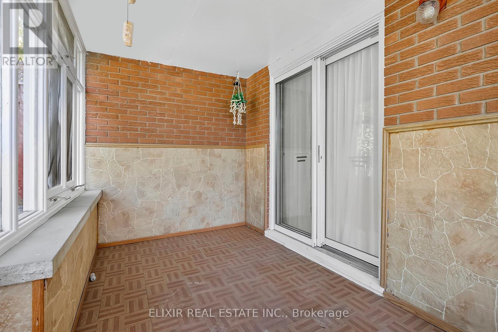 246 Thaler Avenue, Kitchener, Ontario  N2A 1R6 - Photo 24 - X12454765