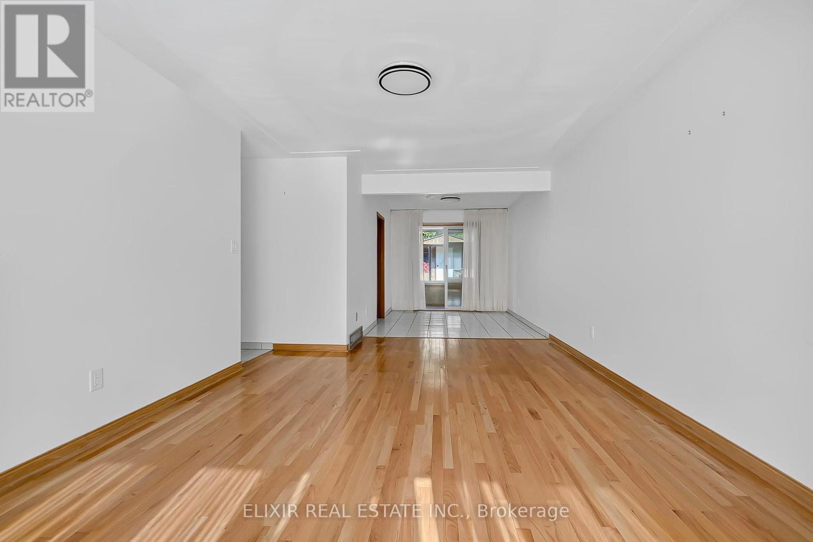 246 Thaler Avenue, Kitchener, Ontario  N2A 1R6 - Photo 7 - X12454765