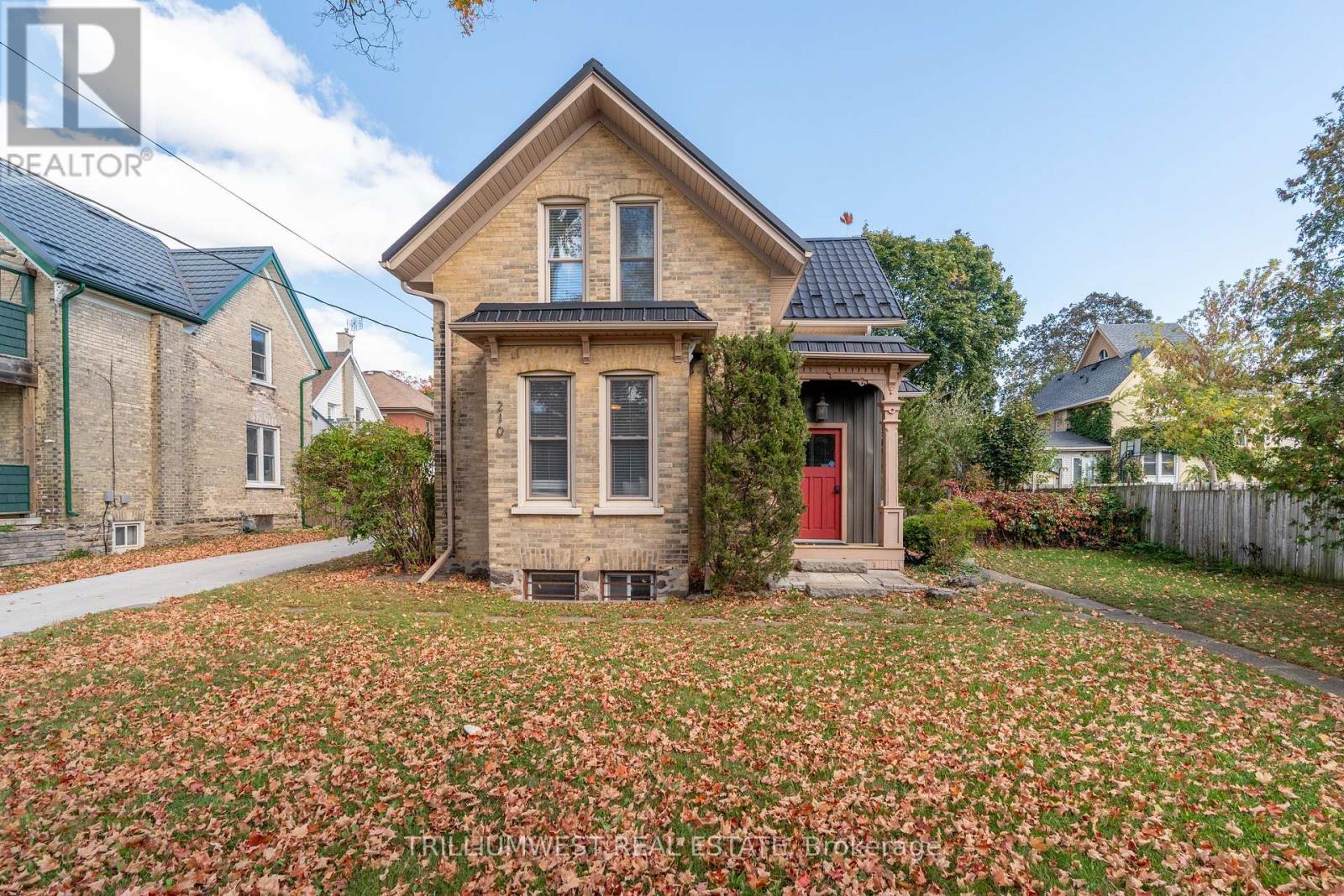 210 LANCASTER STREET E, Kitchener, Ontario