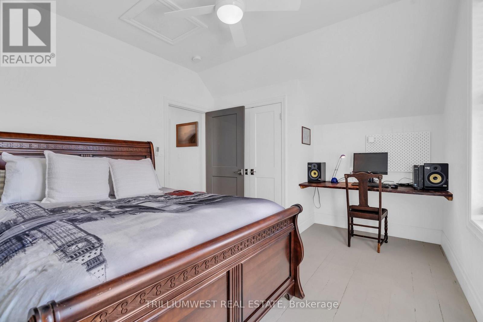 210 Lancaster Street E, Kitchener, Ontario  N2H 1N6 - Photo 23 - X12454771